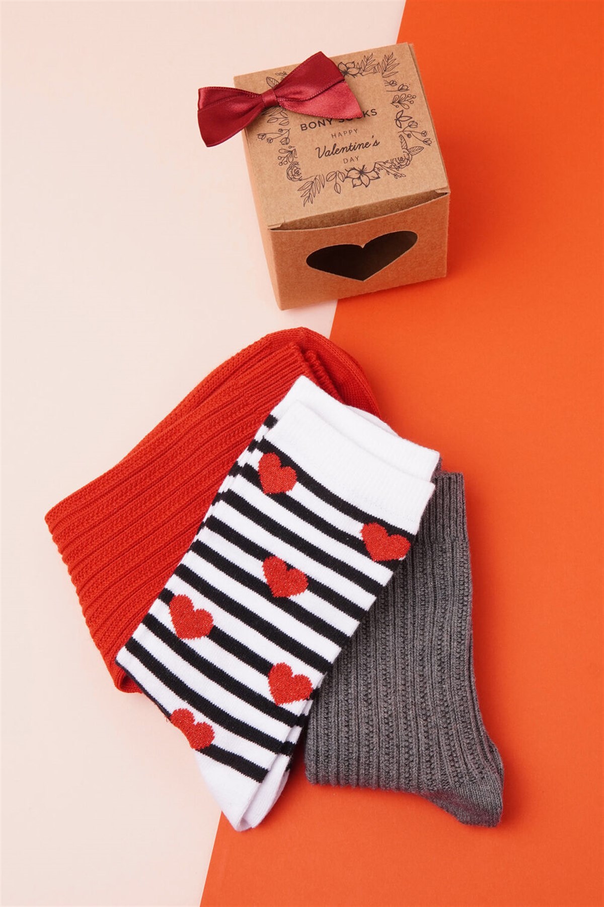 Katia and Bony 3 lü Paket Sevgililer Günü Kadın Soket Çorap Desenli. 1
