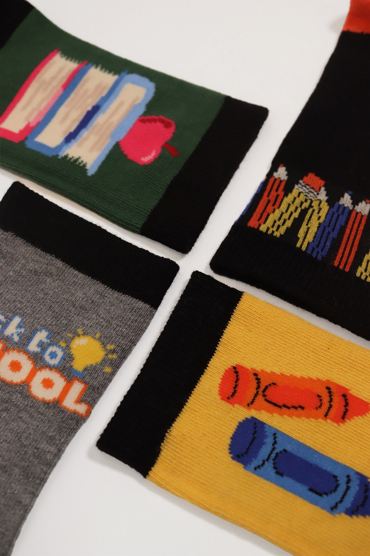 4lü Paket Back To School Çocuk Soket Çorap Desenli